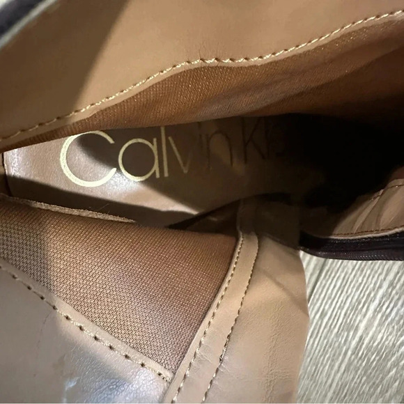 Calvin Klein Jailene Pointed Toe Brown Stiletto Heel Suede Booties Size 9 NWOT - Picture 5 of 11